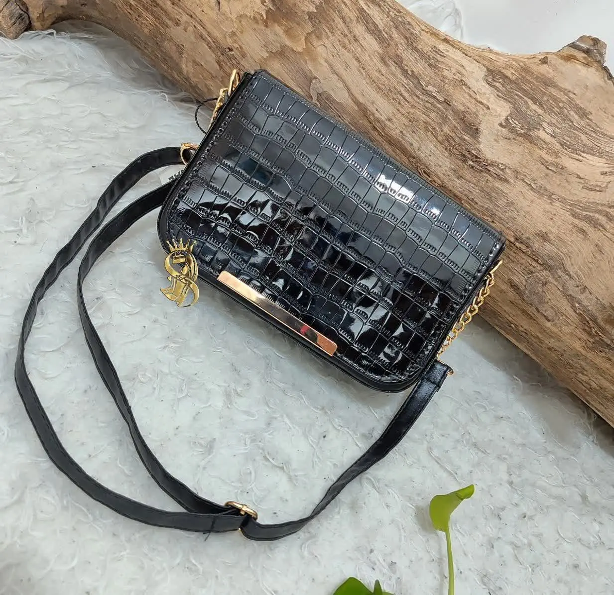  نام: 👛 کیف دوشی مجلسی مدل سنگی زه دار 😍
