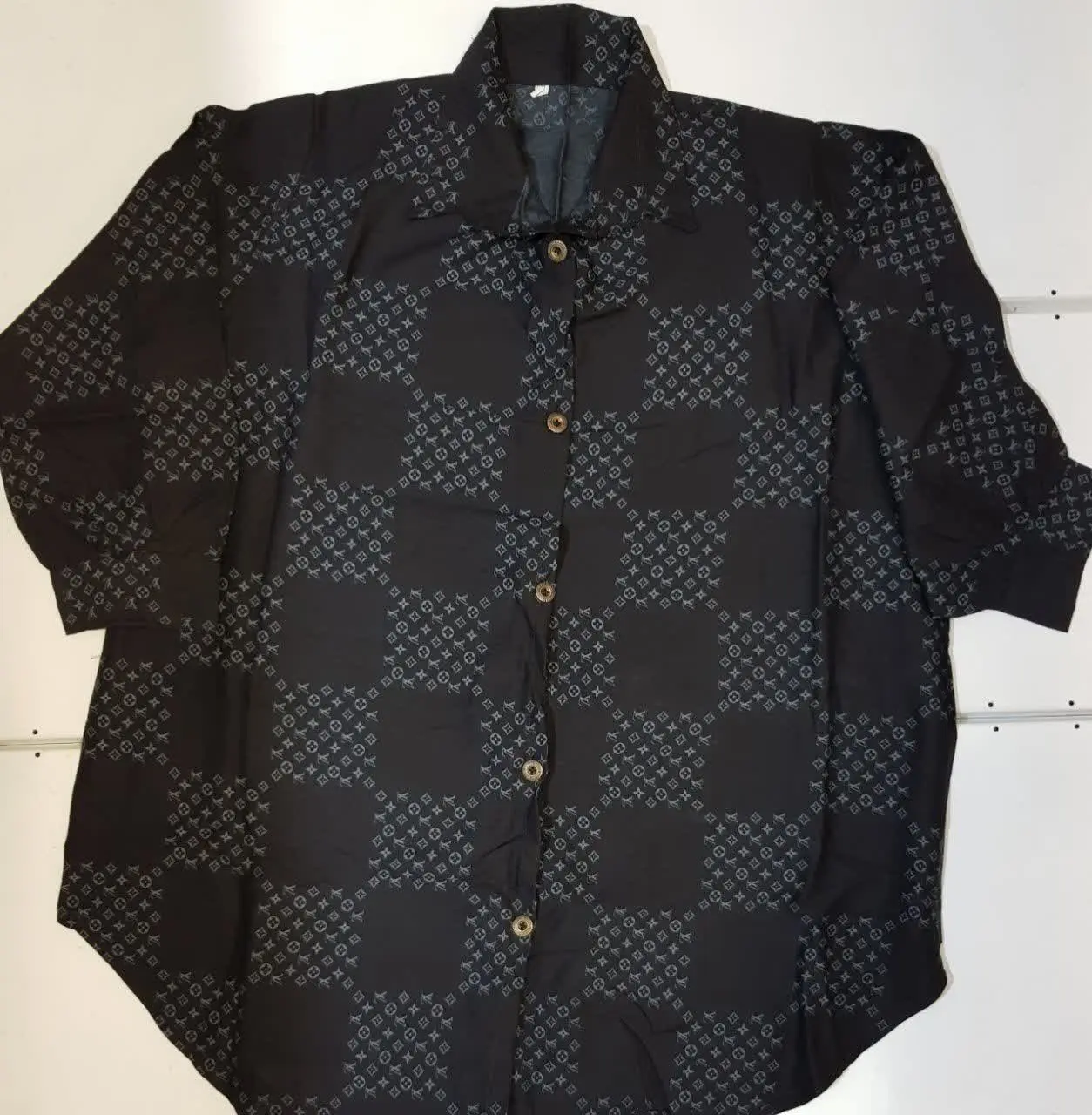 مانتو طرح دار نخی😍
