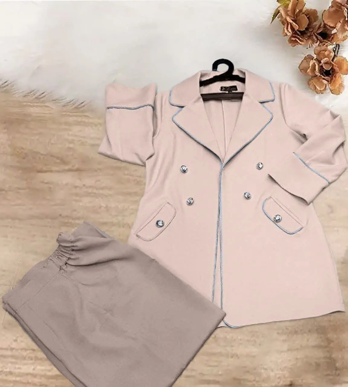 👚 نام: کت شلوار ماهرخ
