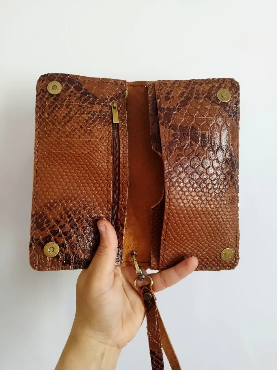 امروز بامعرفی این کیف پولی...