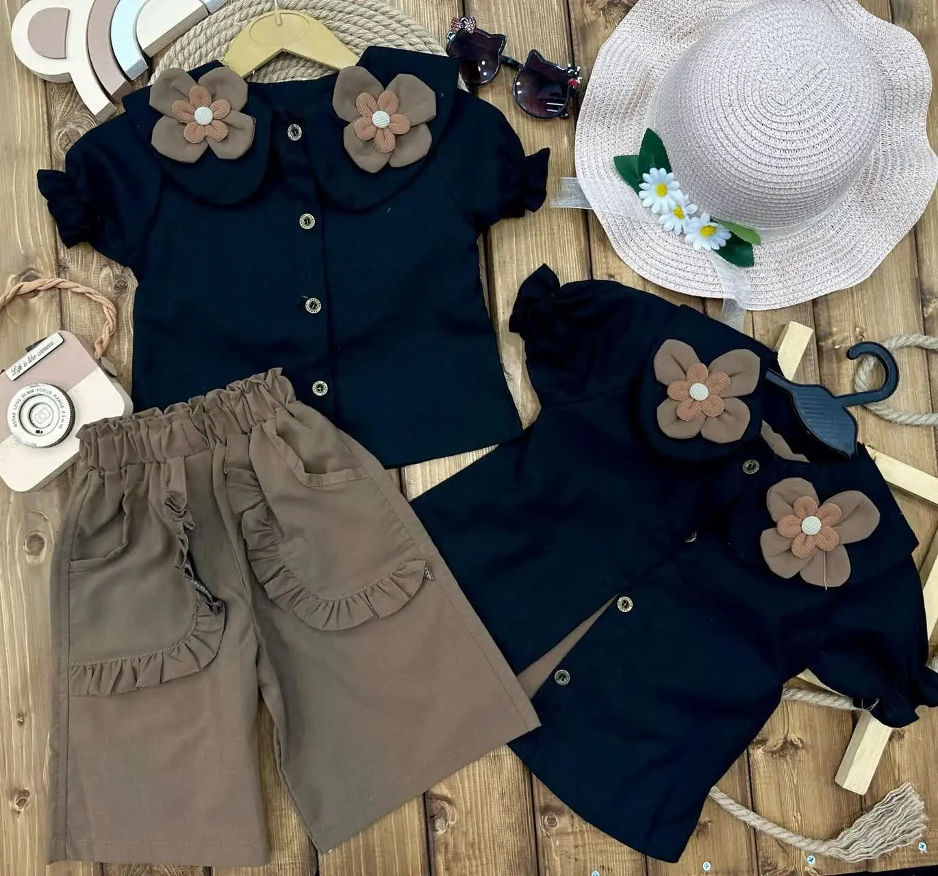 👫شومیز شلوارک دخترانه لنین گل برجسته جلو دکمه✅
