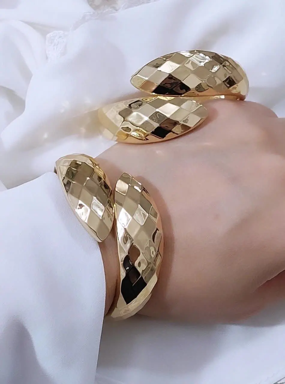 #دستبند فانتزی 
