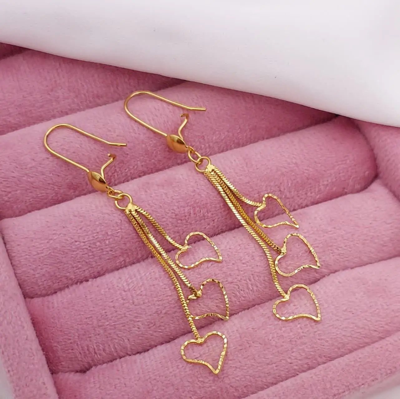 #گوشواره طرح طلا کد ۲۱۱۷
