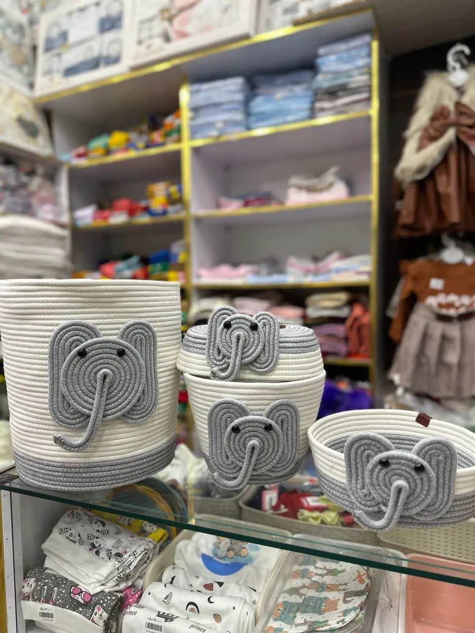 ست اکسسوری لاکچری بیبی طرح فیل طوسی نوزادی و کودک کد ۶۱۰۰۰۲ 
