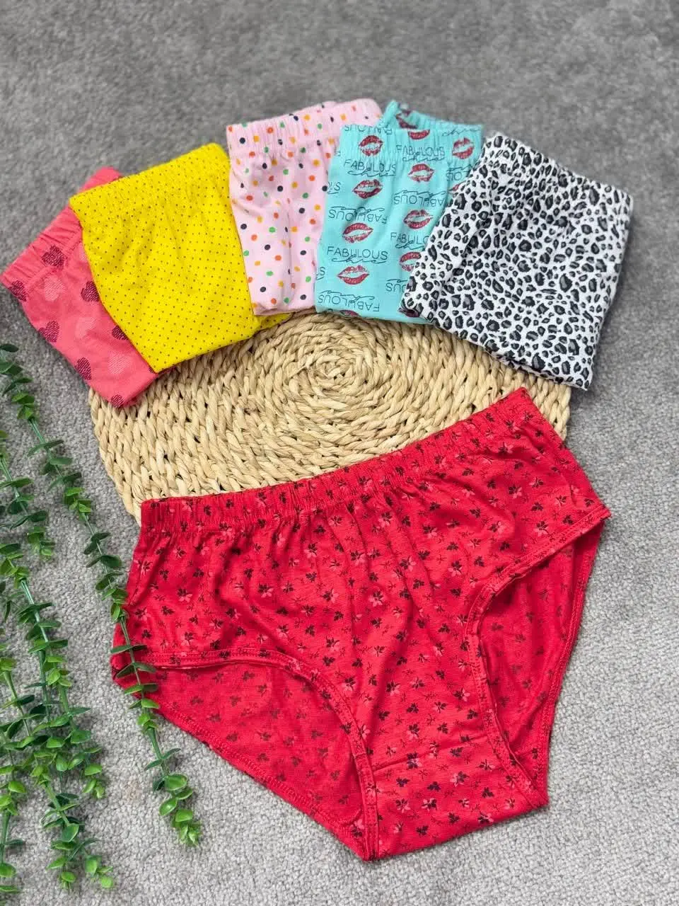 #شورت نخی کش پهن زنانه 😍✅
