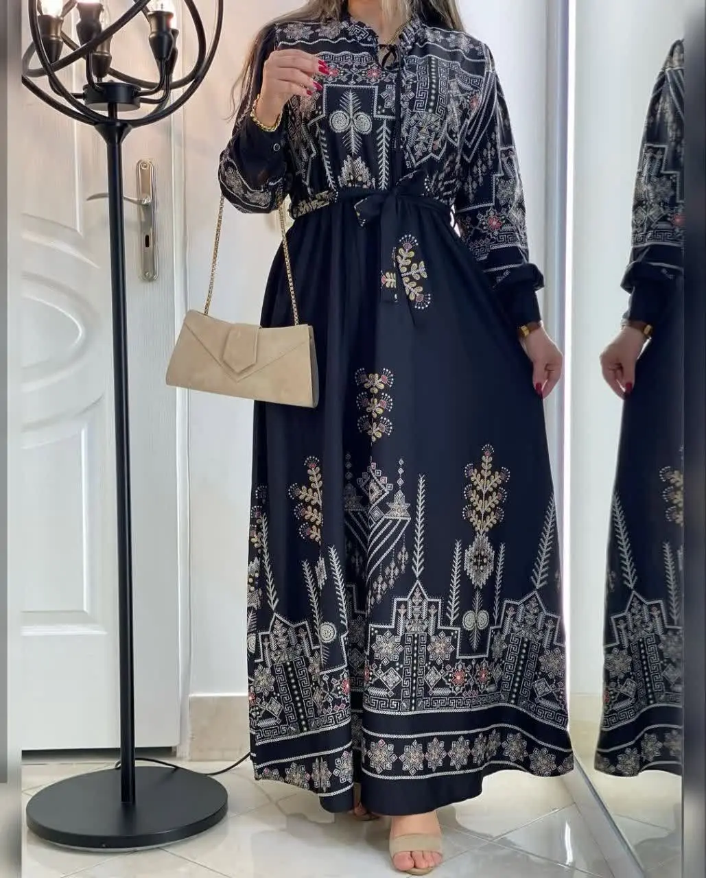 🌻نام: پیراهن روشنا
