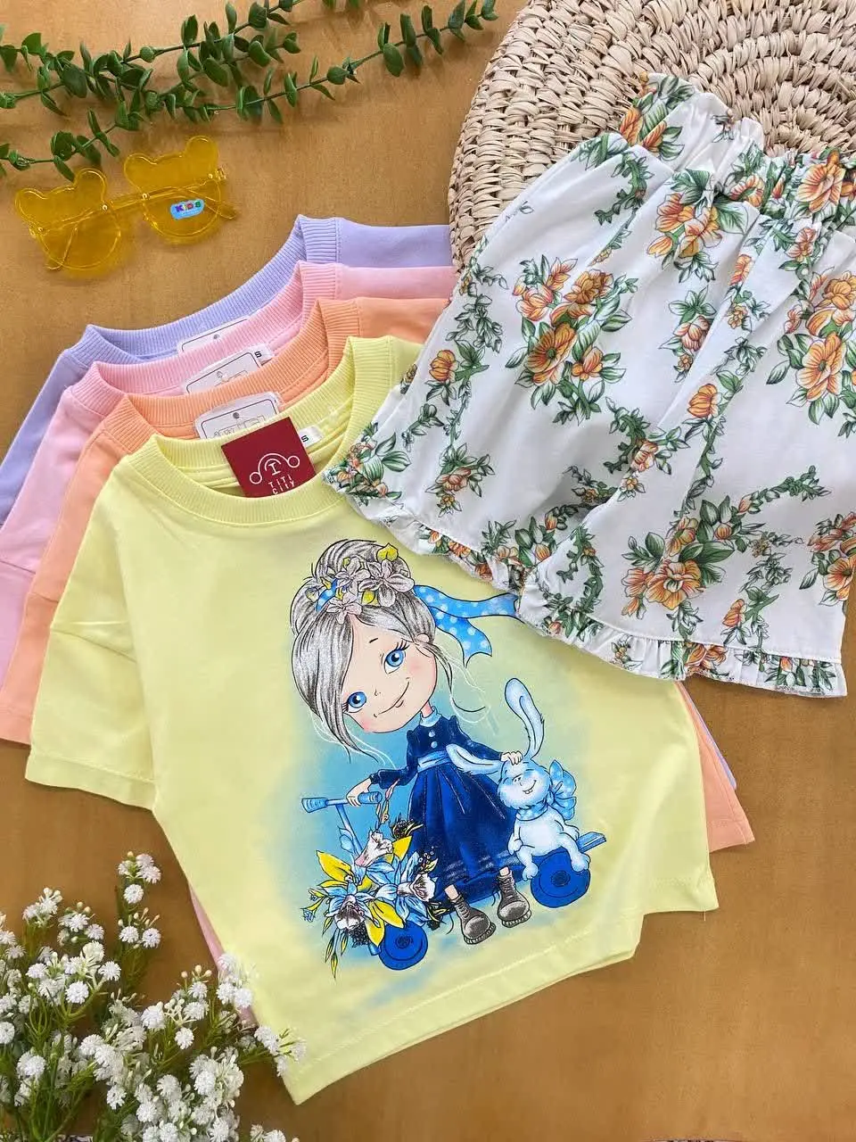 ست دختر بازیگوش
