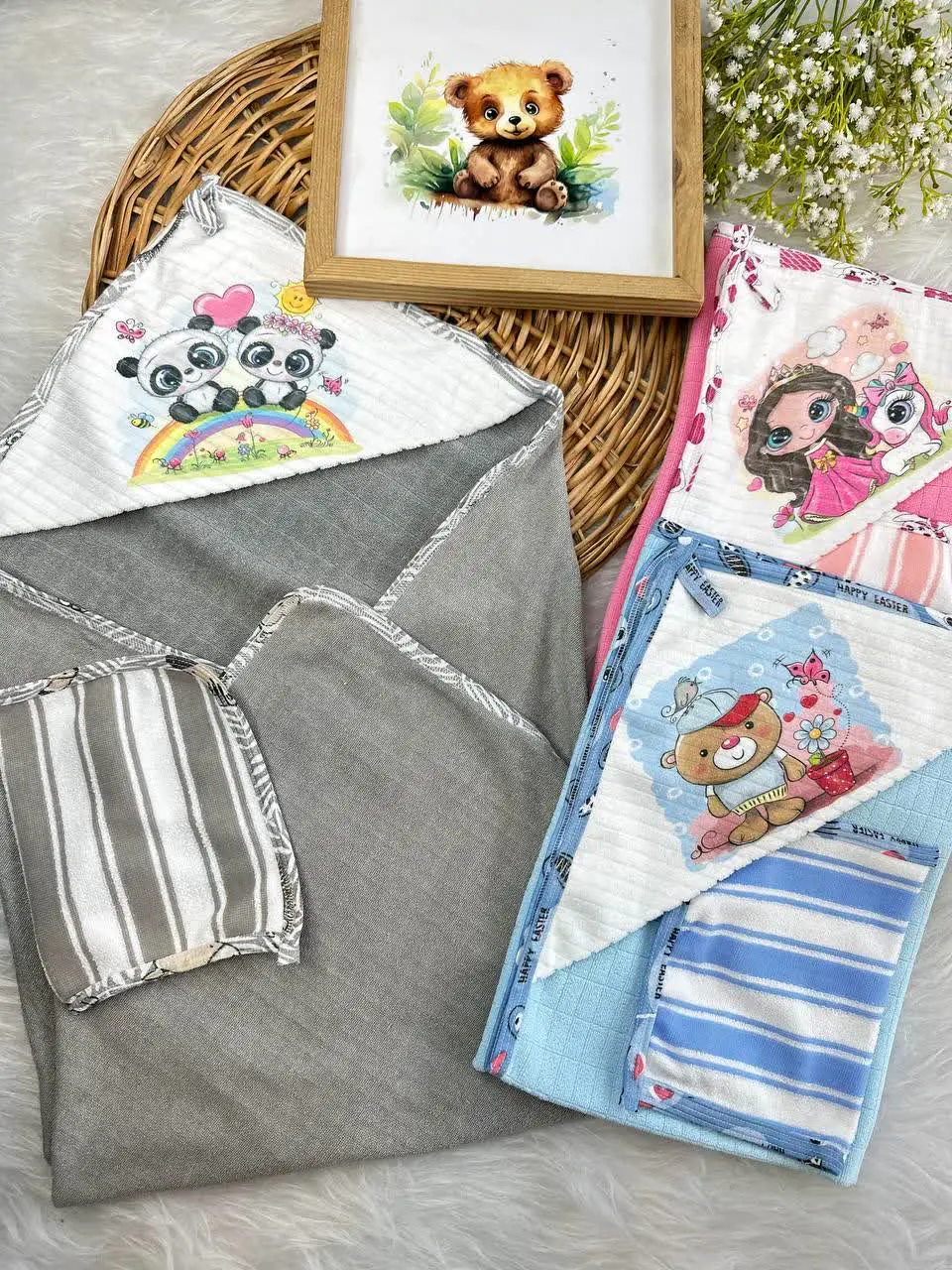 حوله دو تکه لیف دار طرح عروسکی نوزادی و کودک کد ۳۳۵۰۲۶ 
