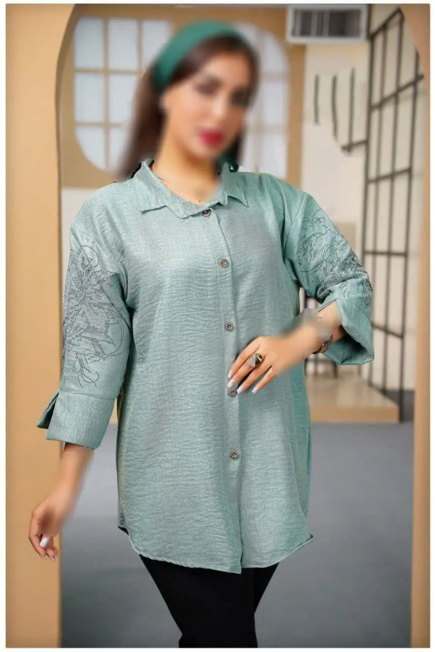 👚نام: مانتو آستین نگین ۳۰
