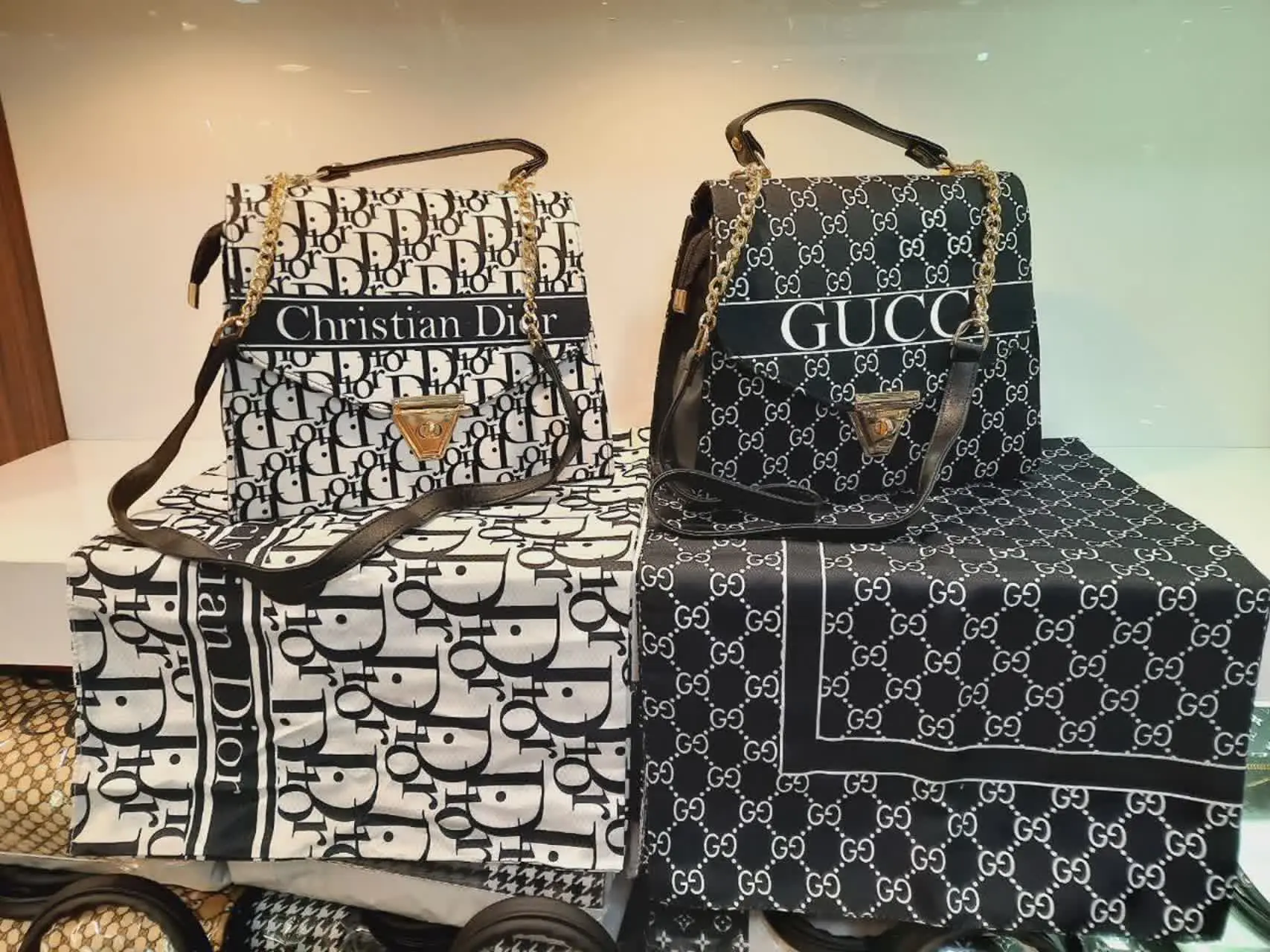 ست کیف و شال حراجی کیفیت عالی ✅️
