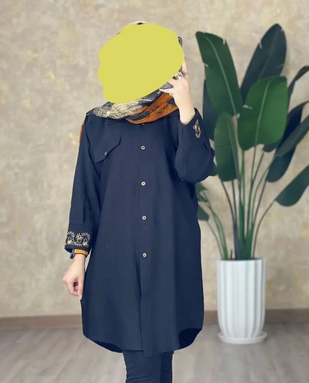 نام: مانتو مچ گلدوزی
