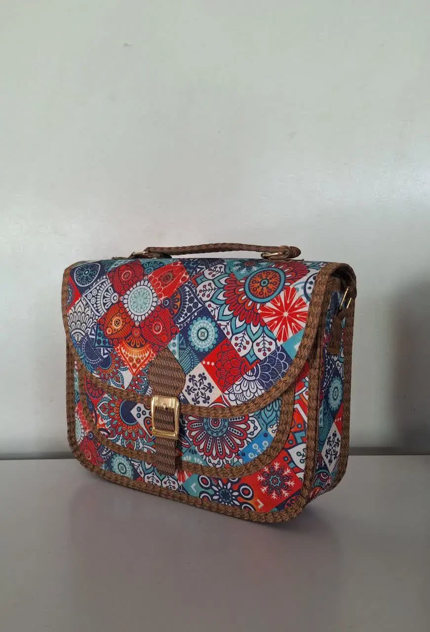 کیف پاسپورتی قفل دار