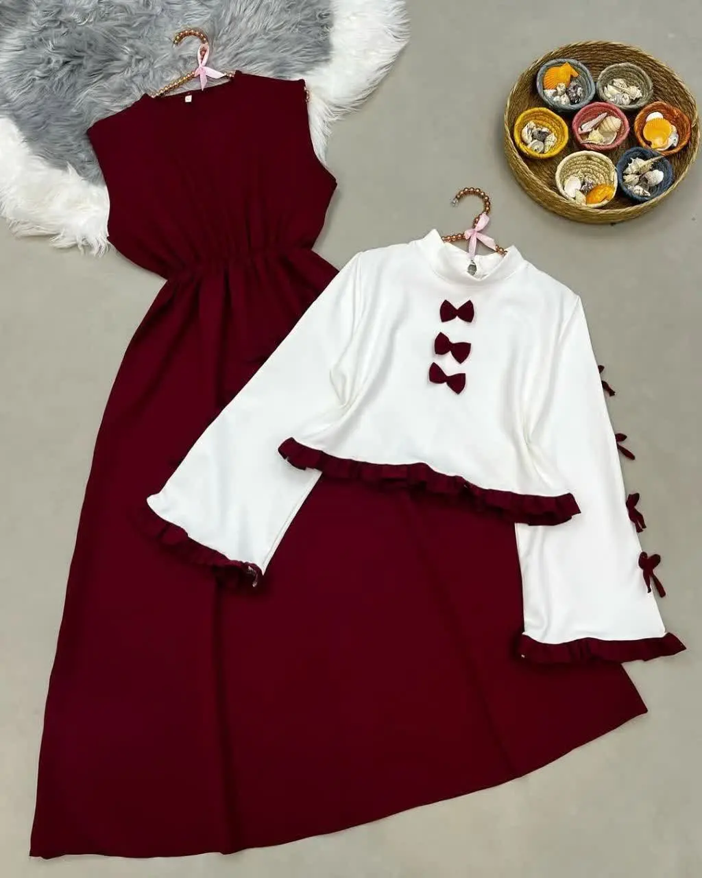 کت و سارافون نسترن