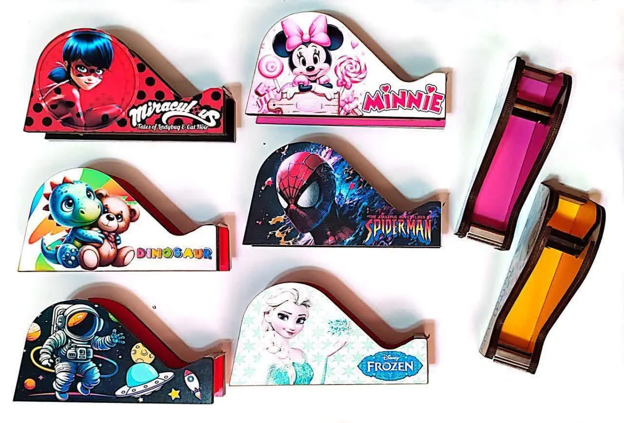 پایه چسب چوبی فانتزی در طرح‌های متنوع
