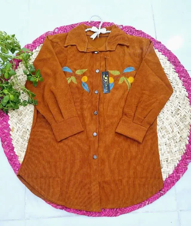 یه تونیک گرم مناسب همین فصل براتون اوردیم منکه خودم عاشق این مدل زیباشدم😍
