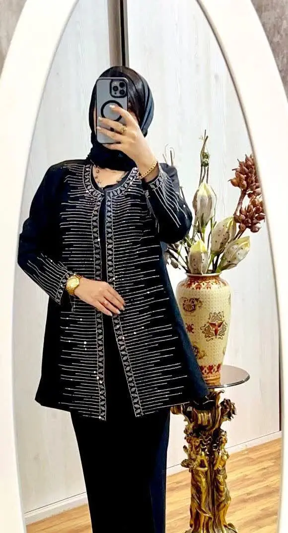 👚نام: کت مانتویی نگینی خوشه‌ای 😍😍
