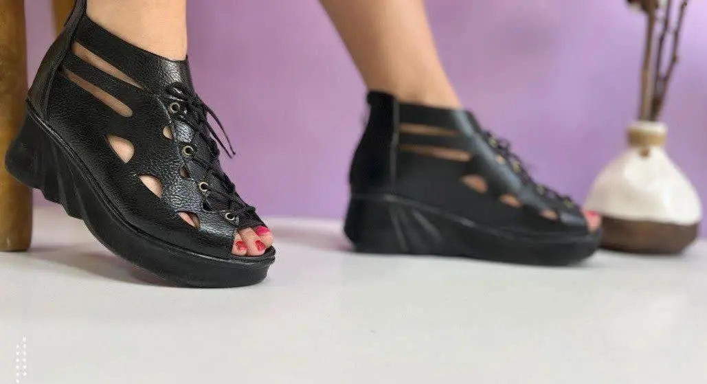 صندل پشت زیپ جدید 
