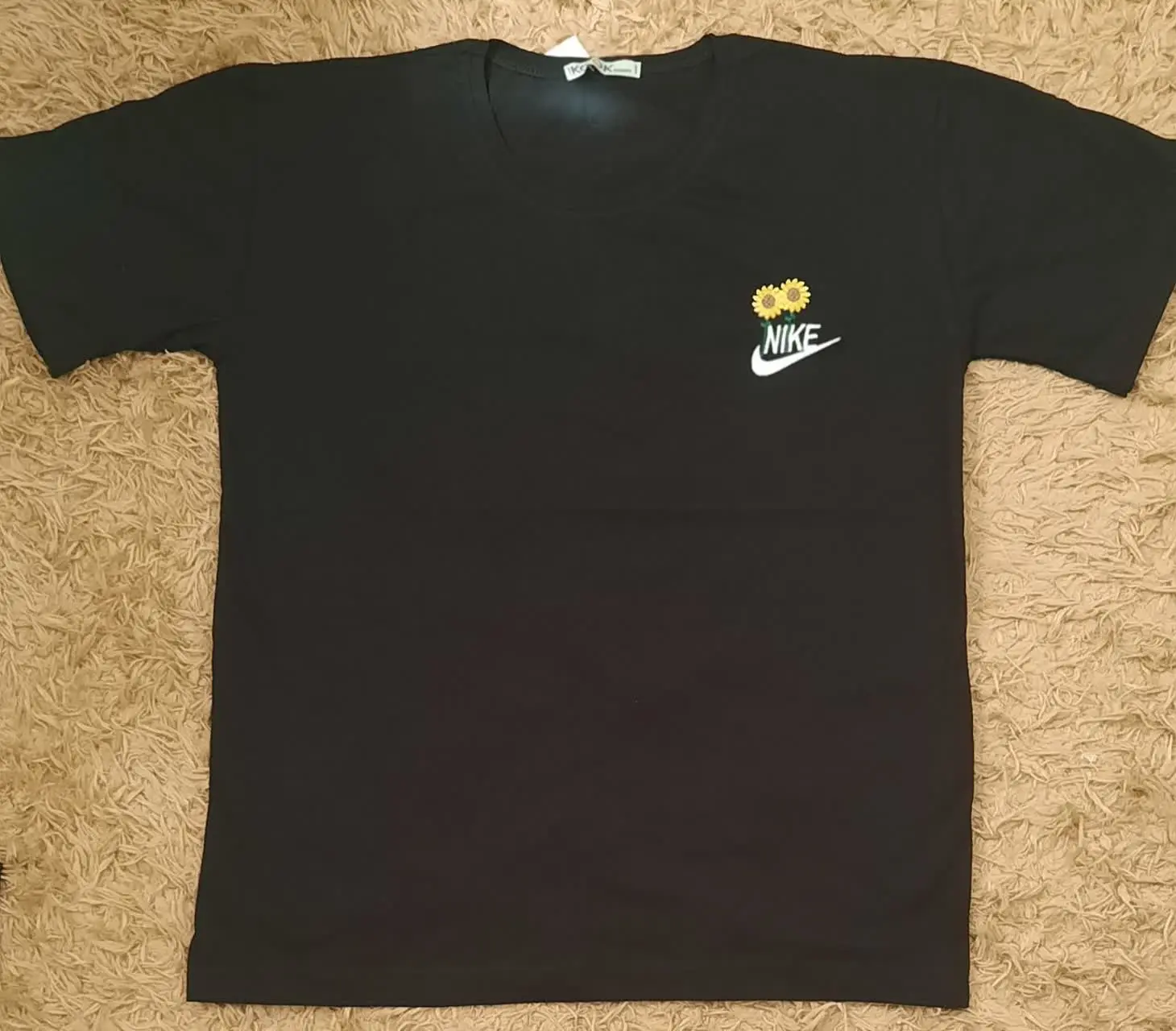 تی شرت نخ پنبه
