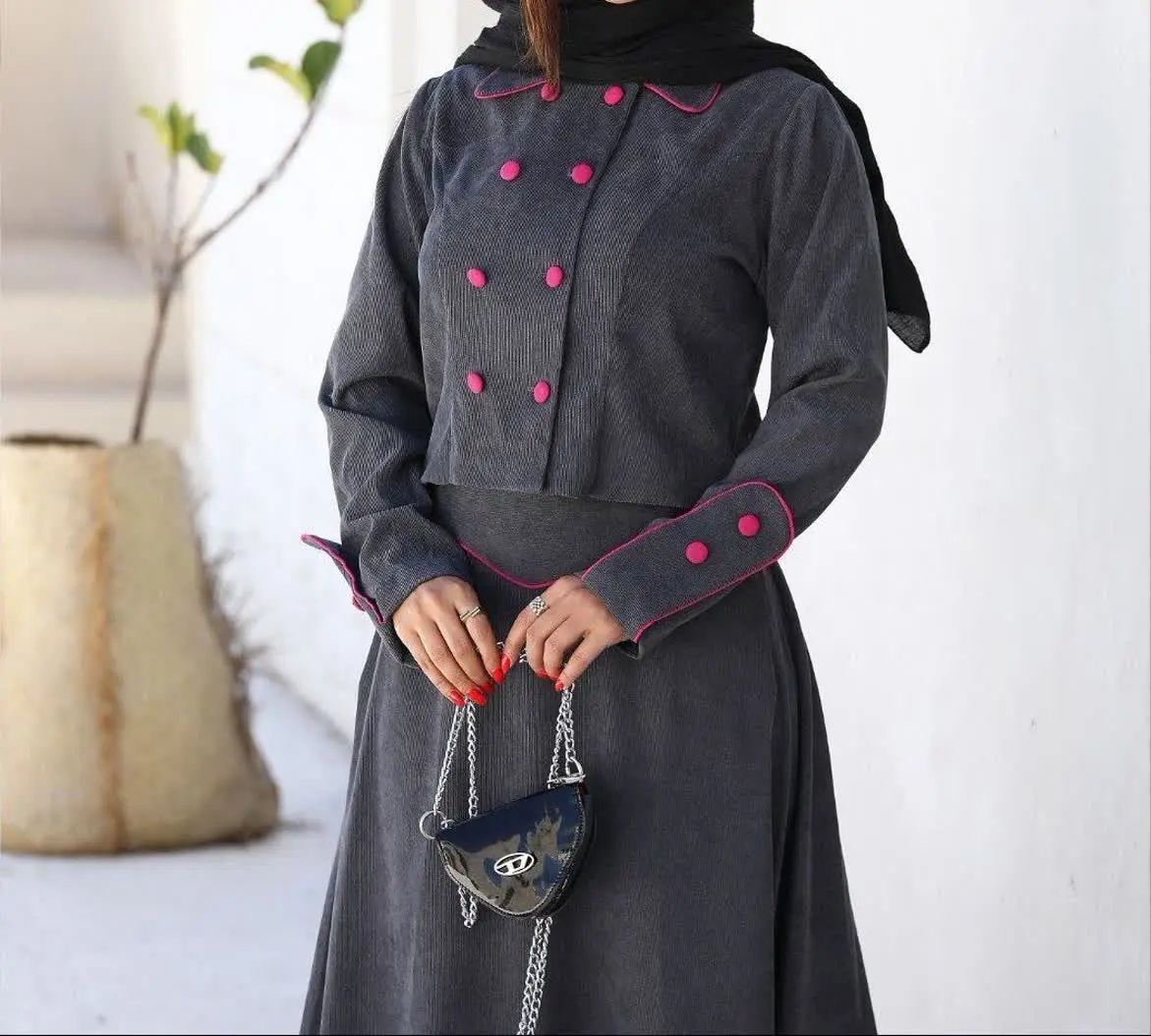 نام: کت و دامن طرح سوزان
