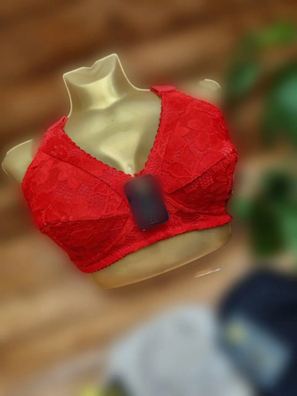 #سوتین_دانتل_لاله
