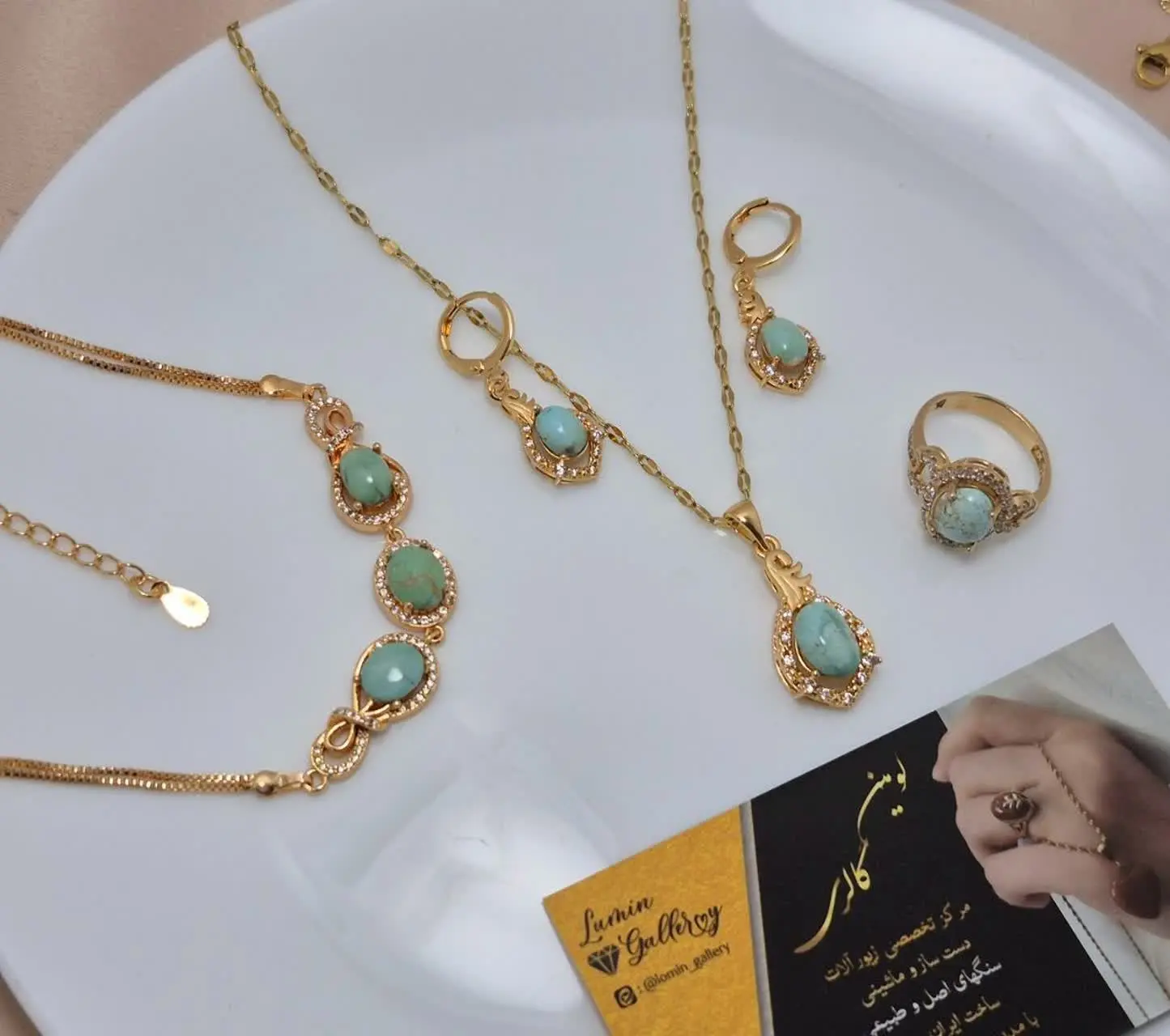 سرویس کامل #فیروزه اصل نیشابور 
