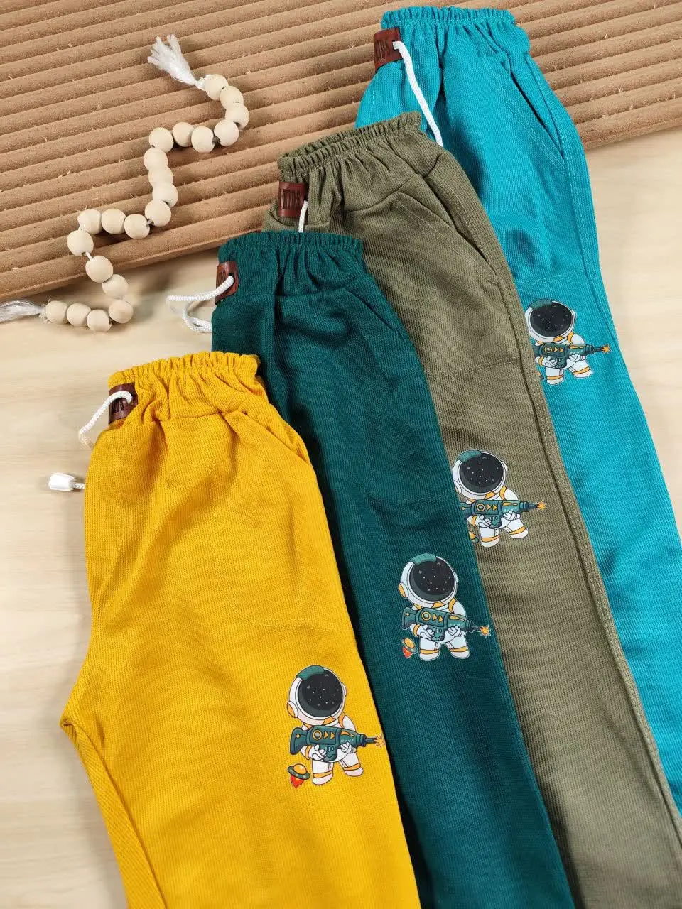 شلوار کبریتی فضا نورد