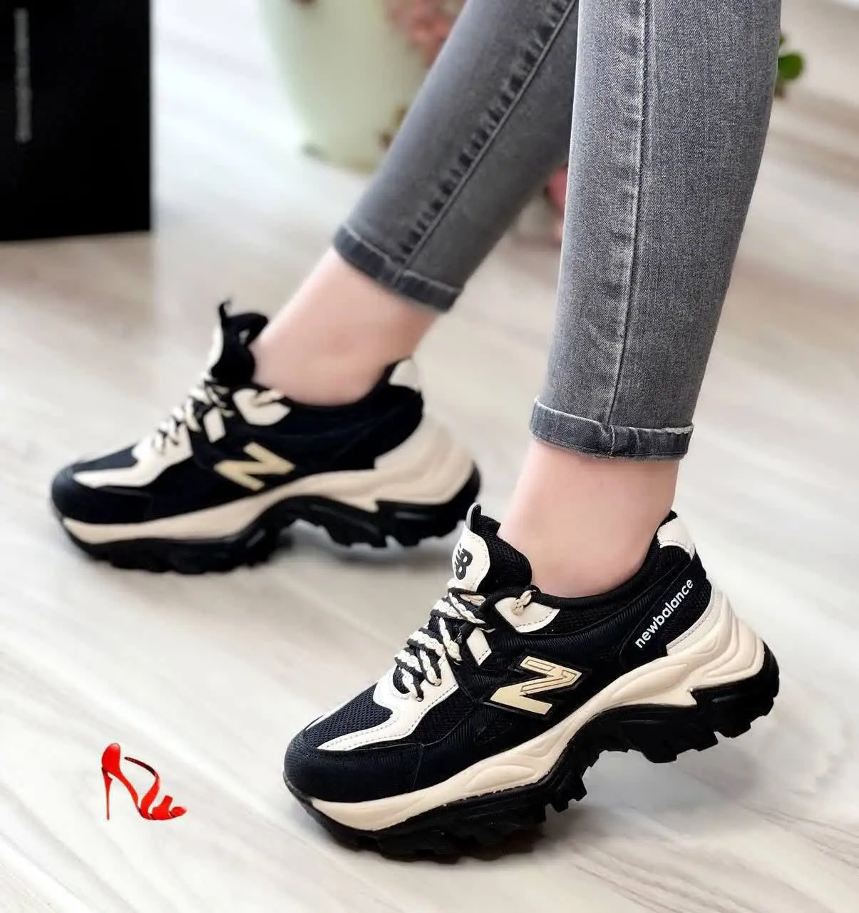 مدل نیوبالانس n
