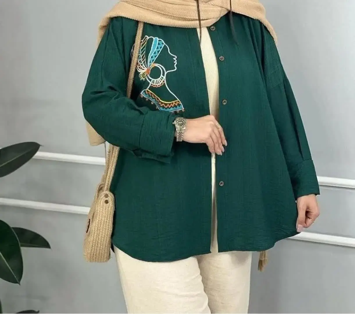 نام: #شومیز #مانتو یی گلدوزی ۱۵۶۸
