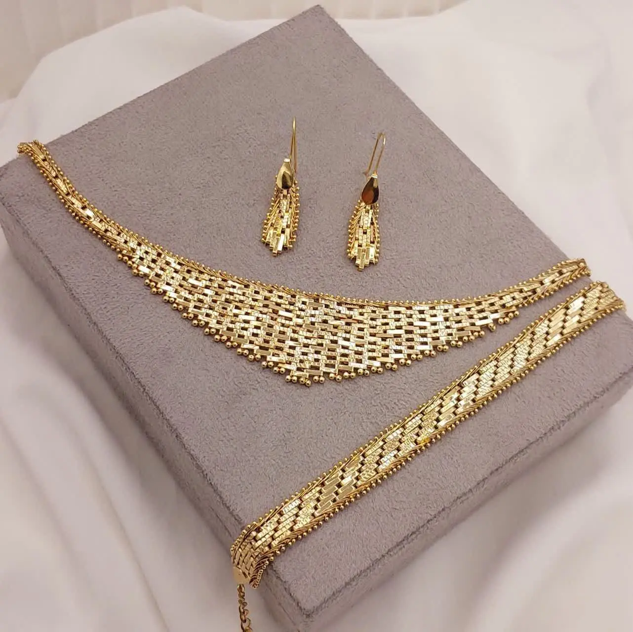 #سرویس طرح طلا جلفا جدید😍
