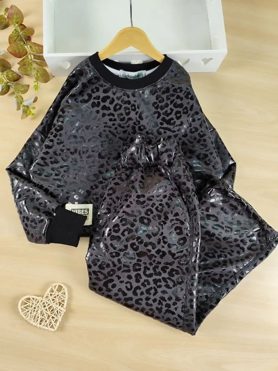 کراپ شلوار شاین پلنگی 
