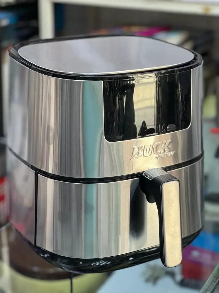 سرخ کن ٦ لیتر باک شارژ شد
