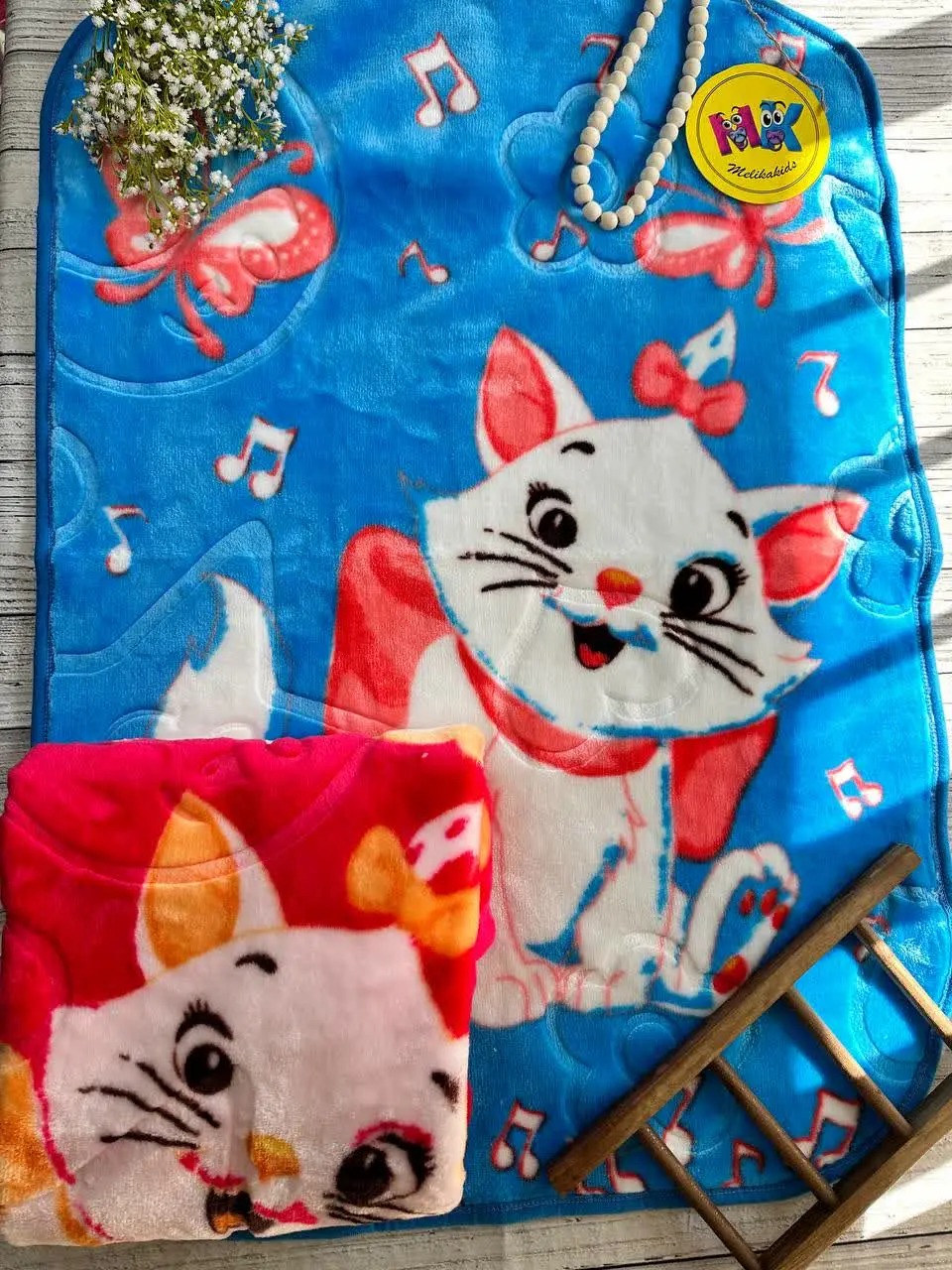 پتو زنبق طرح گربه نوزادی و کودک کد ۲۹۰۰۹ 
