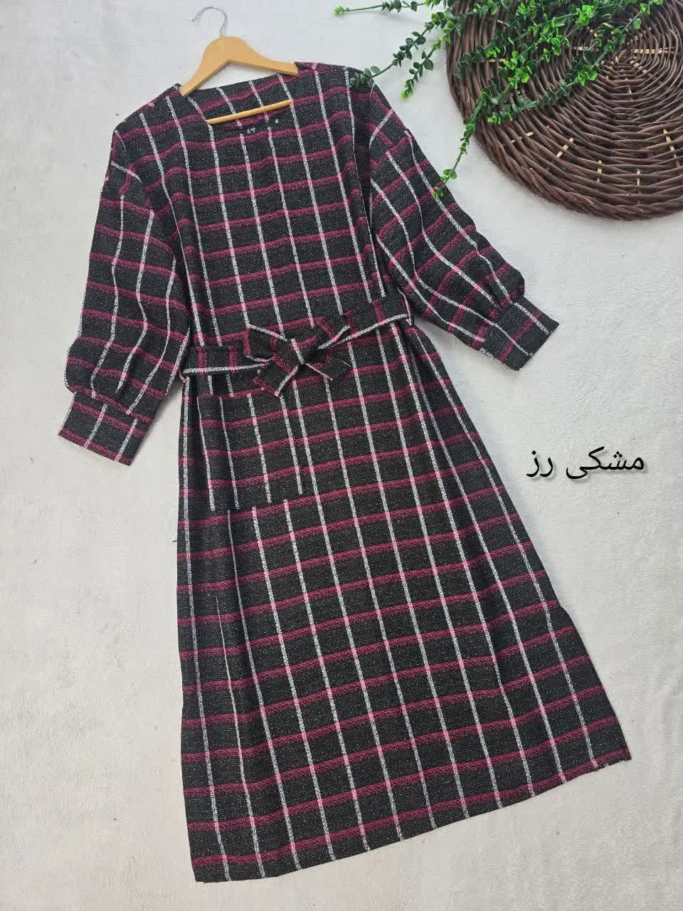 ☑️دارای کمربند از جنس خودش