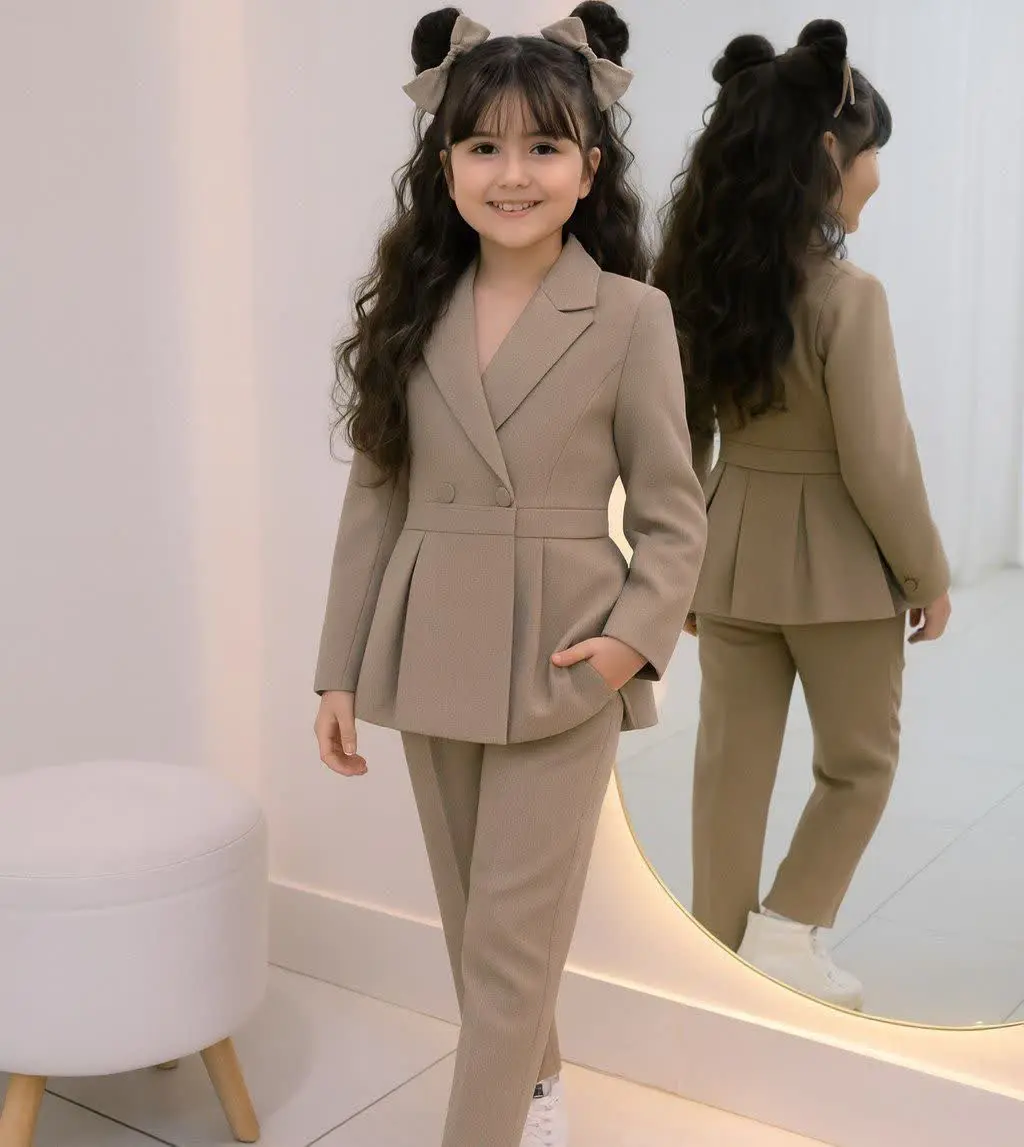 حراج شد لباسای بالا فقط ۳۹۹...