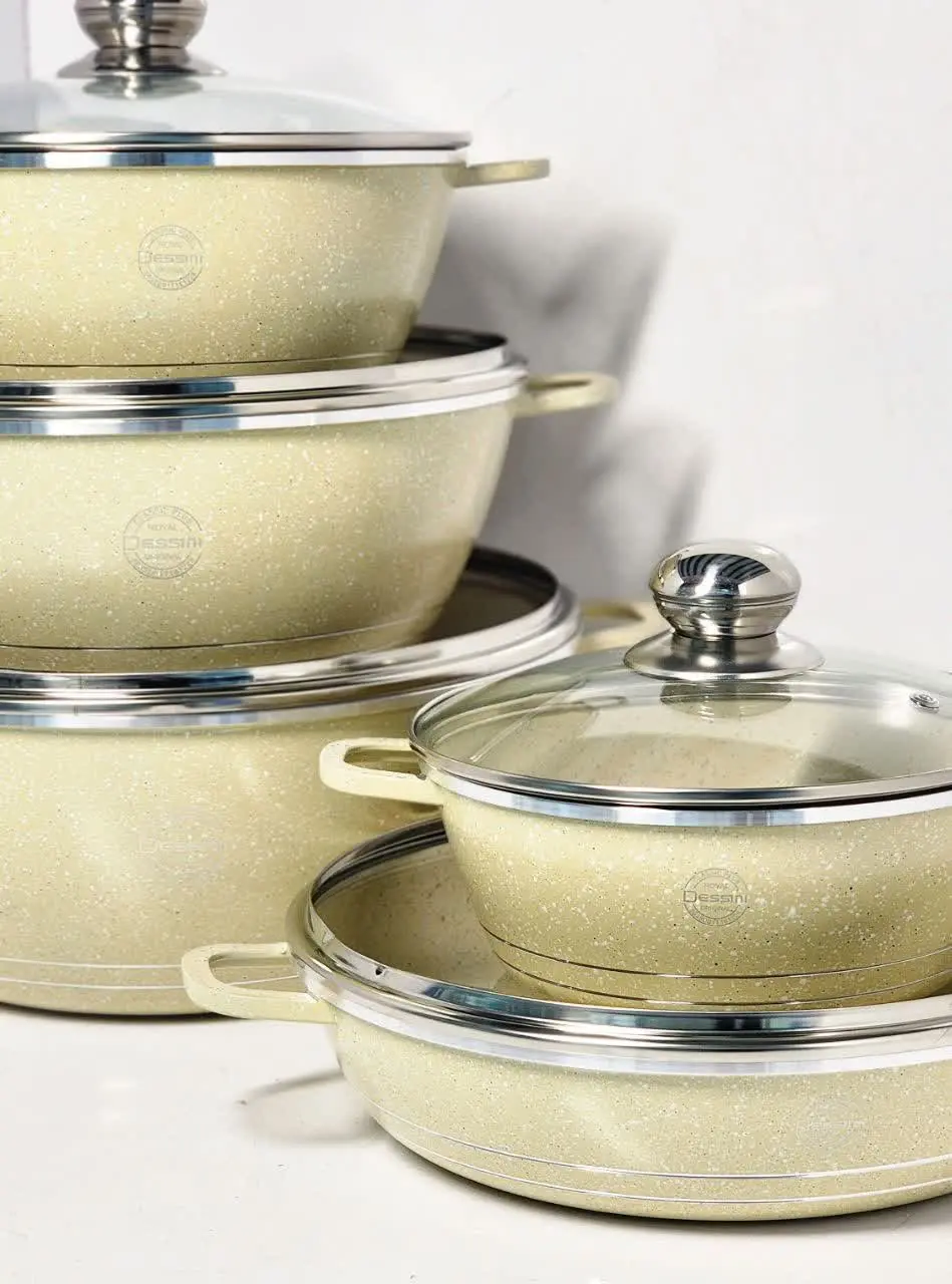 #سرویس قابلمه ۱۰ پارچه چدن داخل
