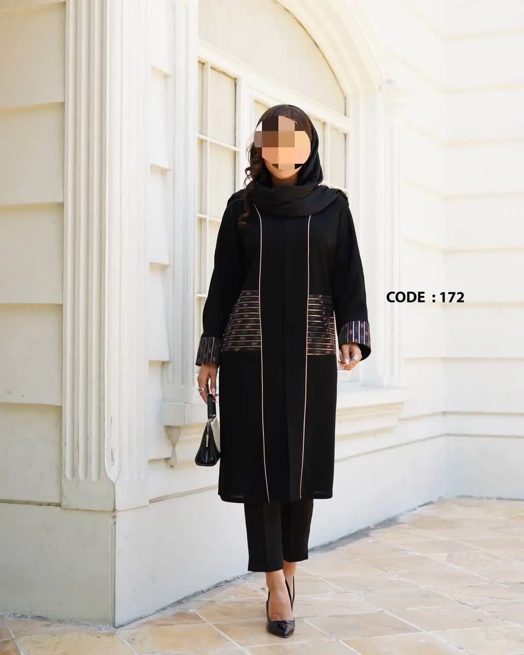 کد ۰۱۷۲: مانتو مجلسی - کاربردی 
