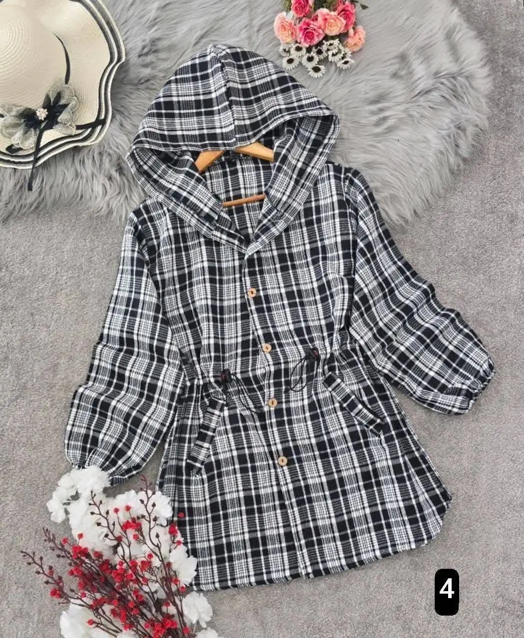 مانتو پشمی برکه