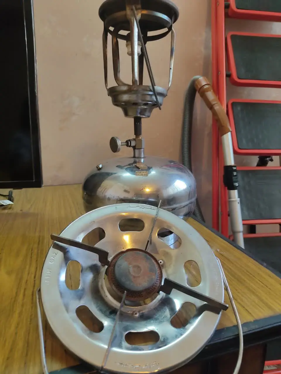 پیک نیک وچراغ روشنایی سالم