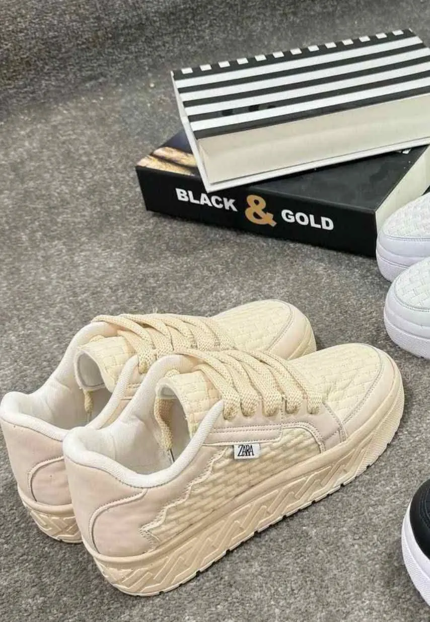 مدل دانشجوویی 😍😘شییییک💋
