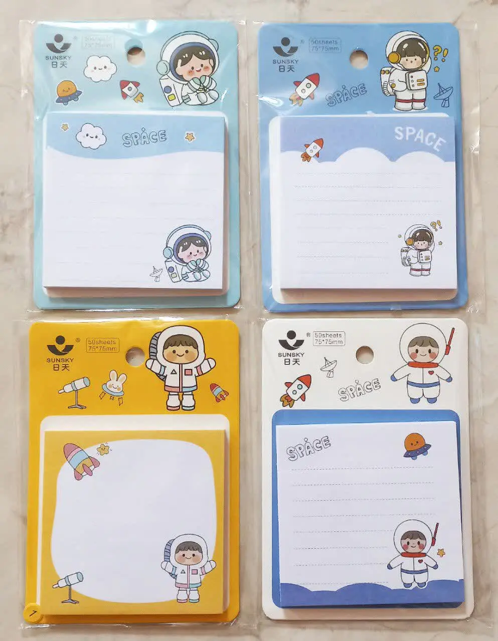 استیک نوت مربعی فضانورد🥰
