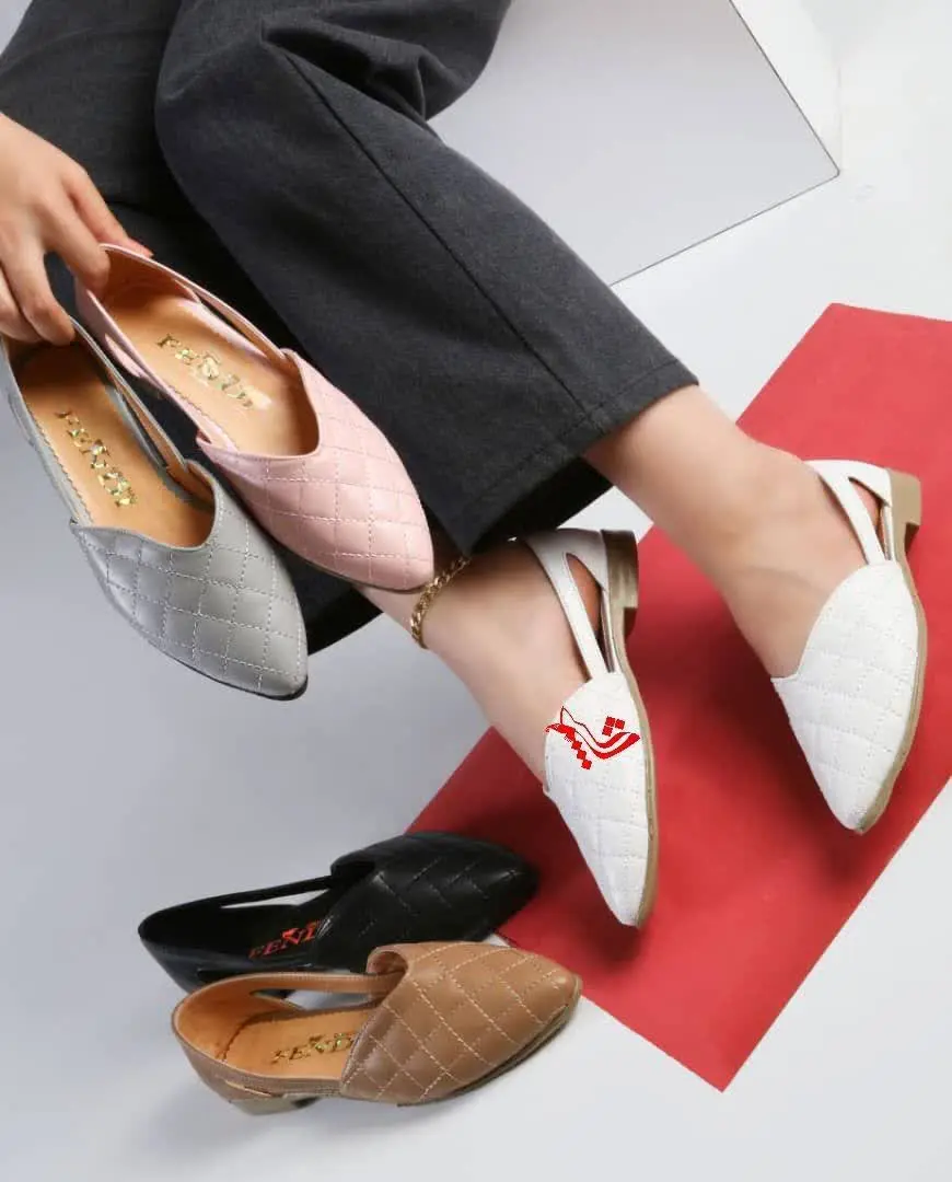 سفید۳۷، ۳۷، ۳۷
