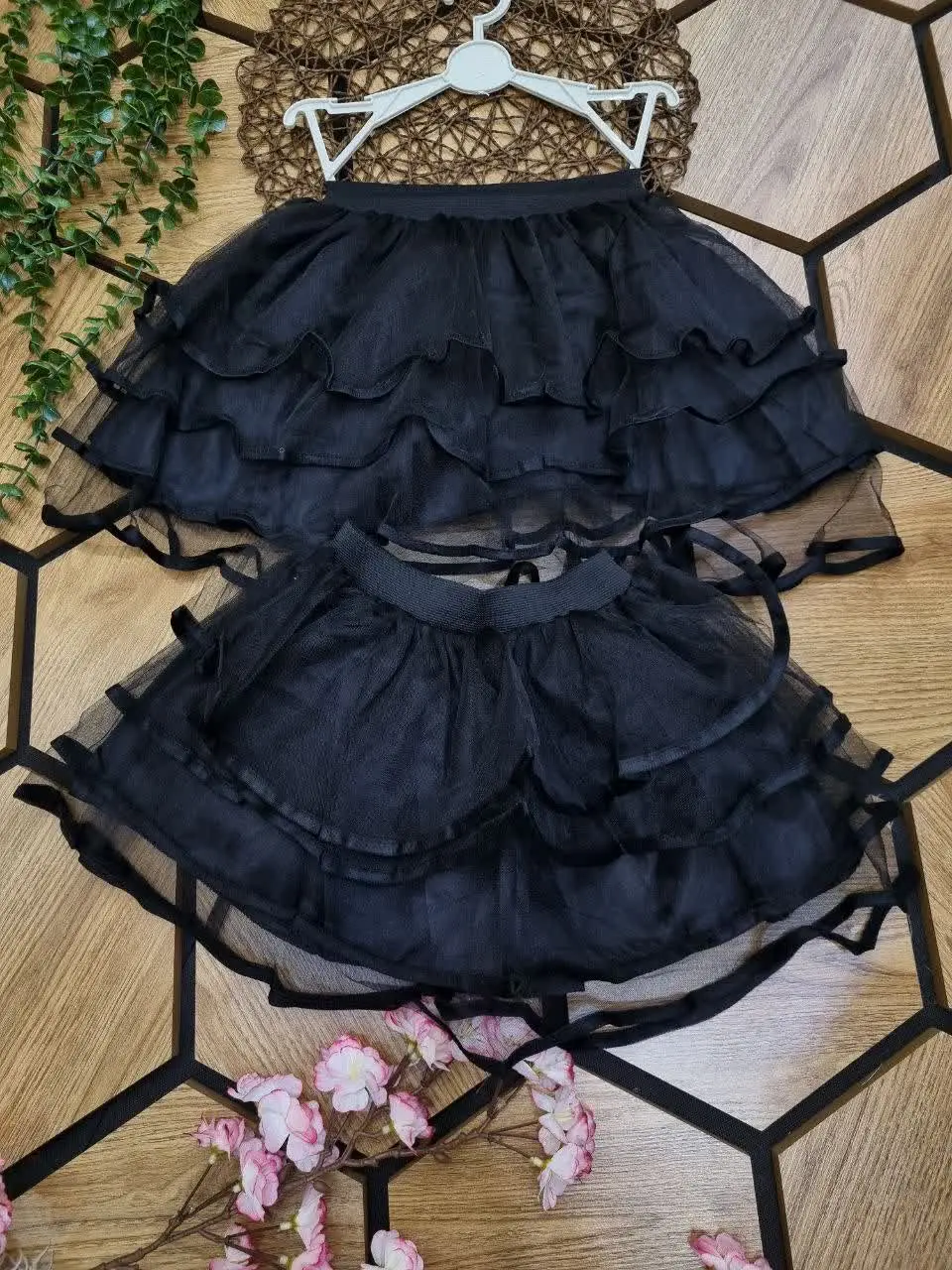 🇮🇷🧥🧶👗👚🎽👕👖👔💎
