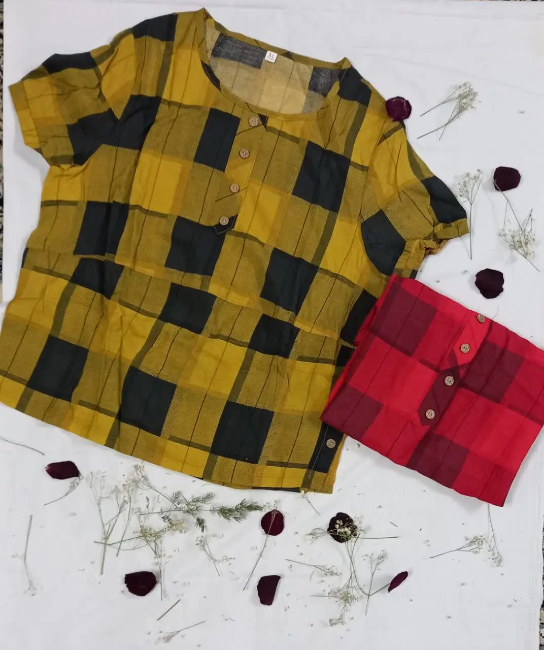 لباس دخترانه و زنانه خارجی
