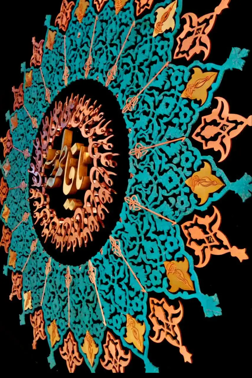 و خلق آثار مذهبی که منور به نام
