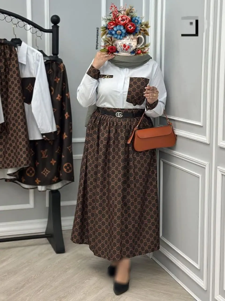 شومیز و دامن نیکا
