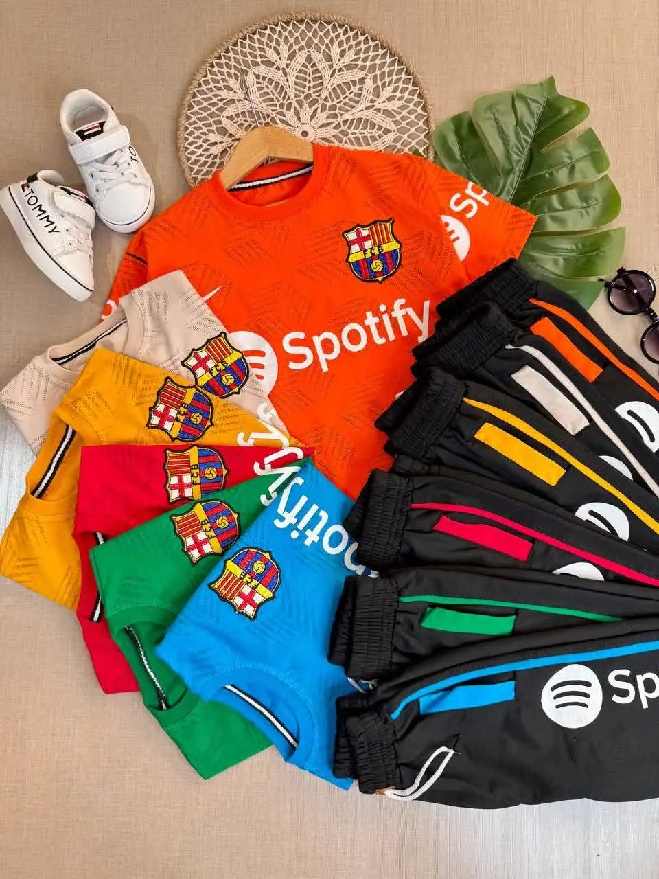 مدل: تیشرت شلوار بارسلونا 
