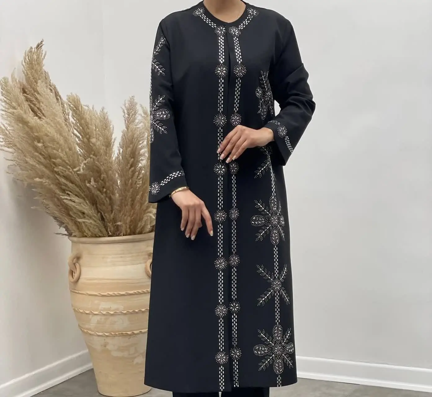 👒نام: مانتومجلسی قواره دار الماس😍🌹
