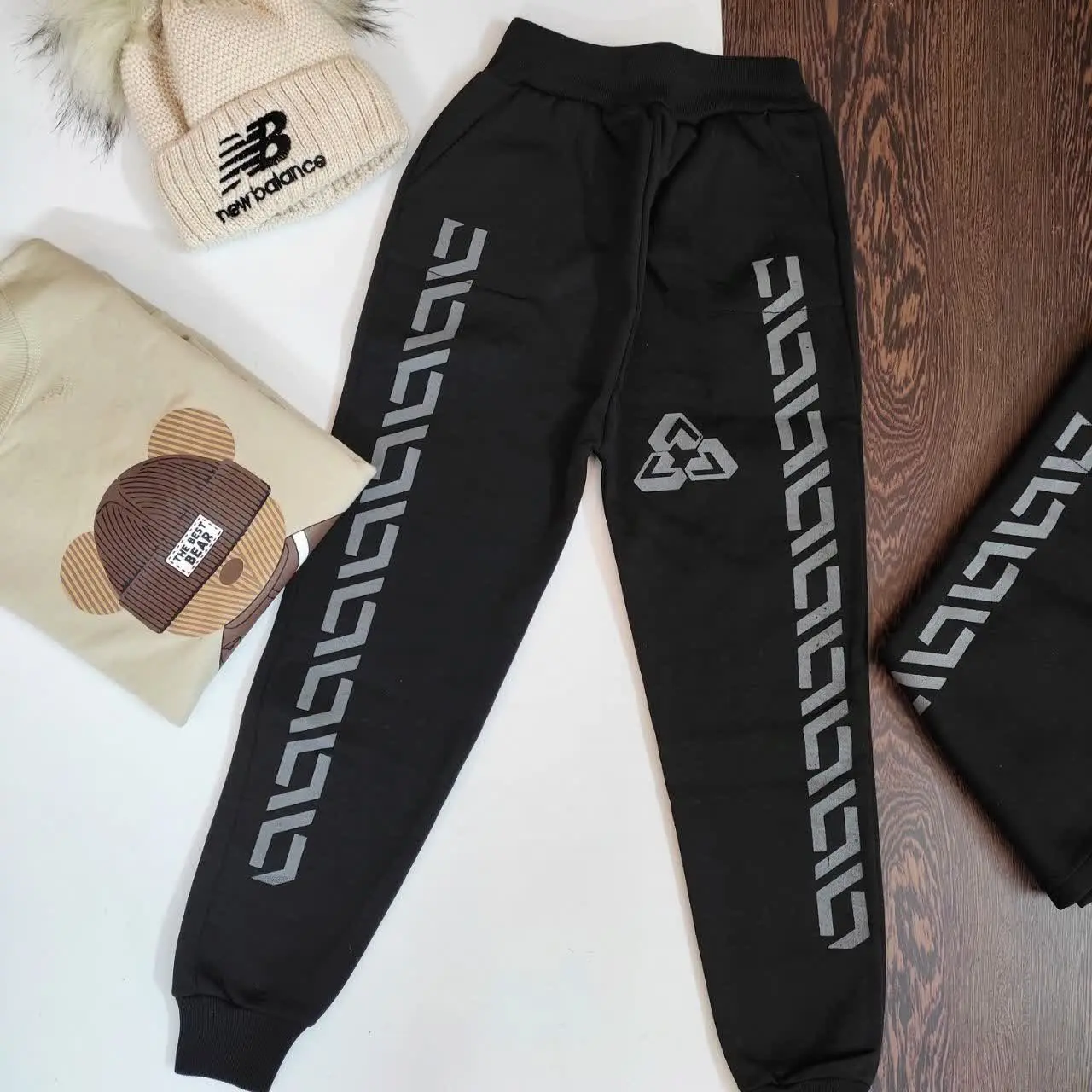 ‌شلوارگرم طرح هندسی
