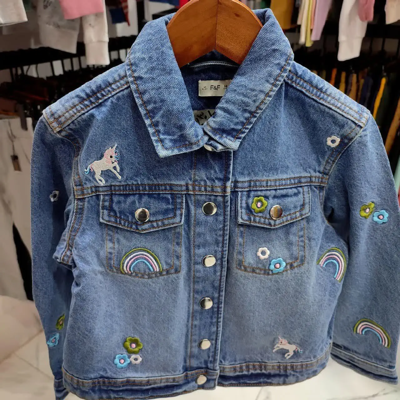 عزیزان مدلش کت کراپیه، پهنا و آستین باید فقط چک‌ بشه ✅
