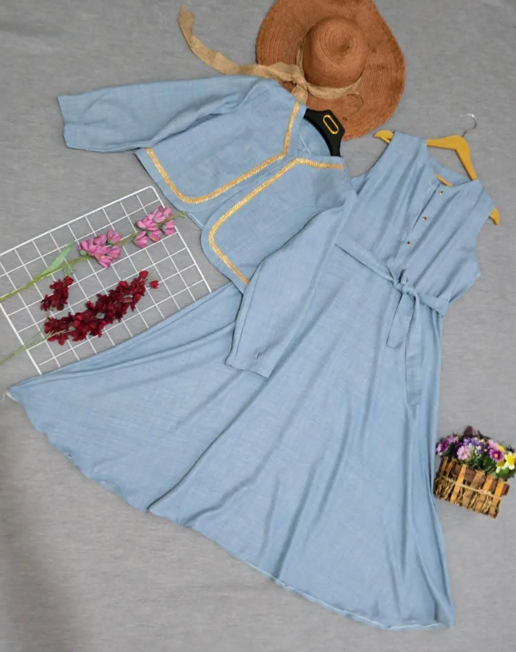 👚نام: کت و سارافون شانتون الکساندر💫
